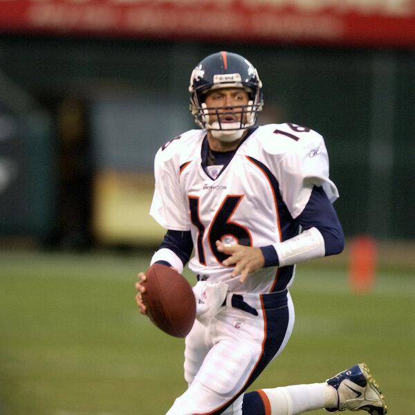 sports in denver: Jake Plummer at the Denver Broncos Quarterback Club