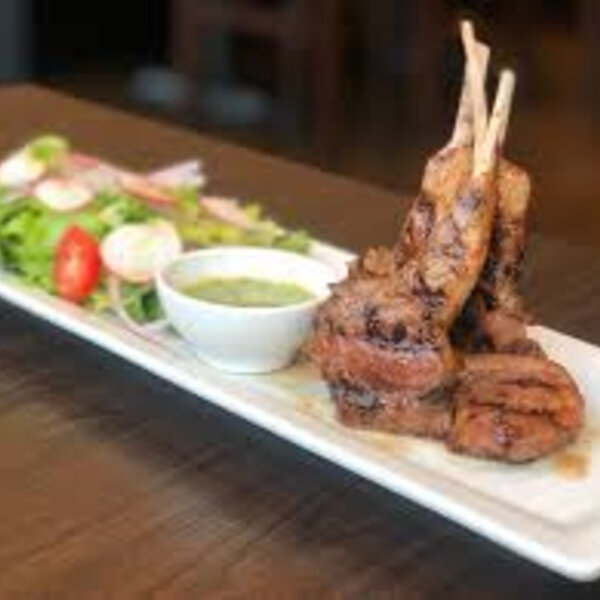 Asian fusion restaurant 1618 now open on East Riverside Drive Austin