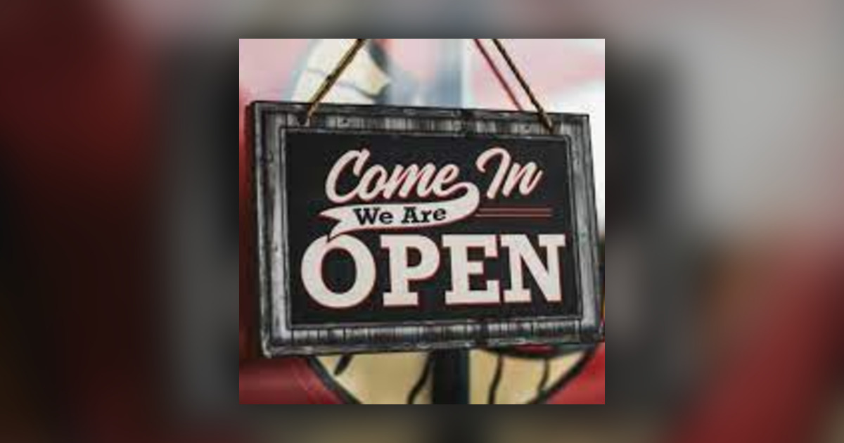 (LISTEN) Here Is What Is Open And Closed On Christmas Eve, Day and ...