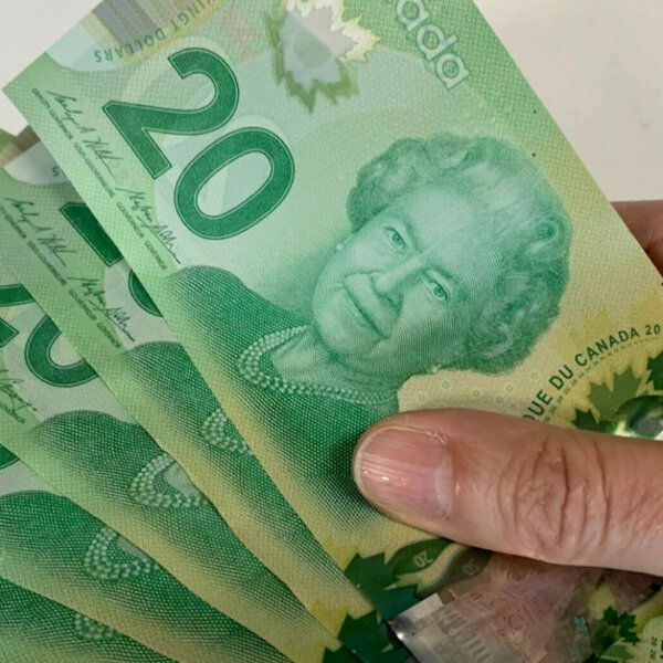 Watch Out for Fake $20 bills in NB… How to Spot them! - Fredericton's ...