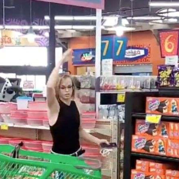 What’s Viral Woman throws tantrum at supermarket when asked to wear a