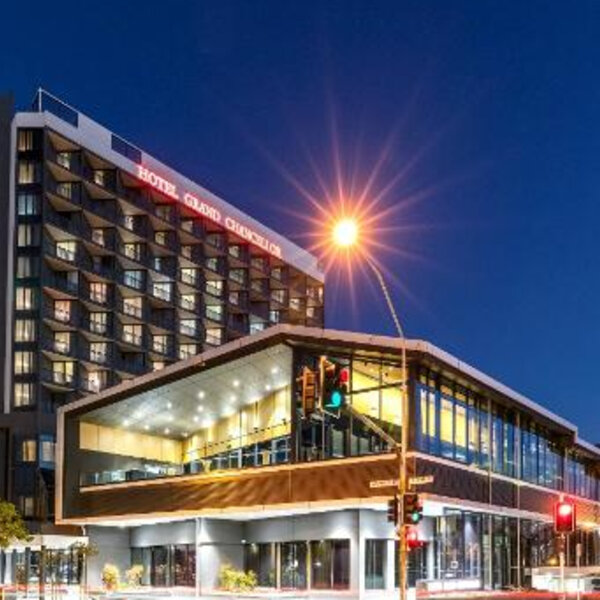 Brisbane quarantine hotel evacuated due to UK covid strain ...