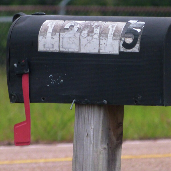 Canada Post Is Reducing Door To Door Mail Delivery Virgin Radio