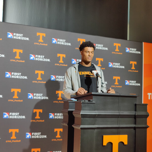 PRESS CONFERENCE: Tennessee Volunteers WR Bru McCoy meets with