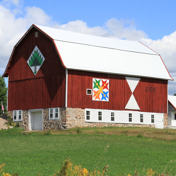 Shawano County Barn Quilts Wtaq Ag News On Demand Omny Fm