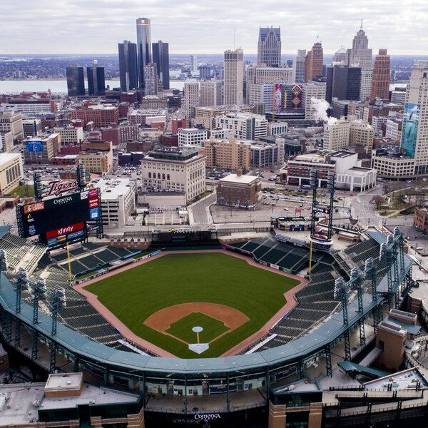 Golf in a baseball stadium?! Upper Deck Golf coming to Comerica Park on  Oct. 5-8
